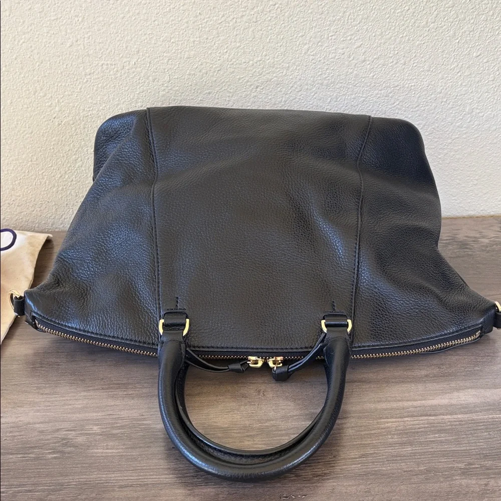 Tory Burch Bombe T Satchel handbag in black leather